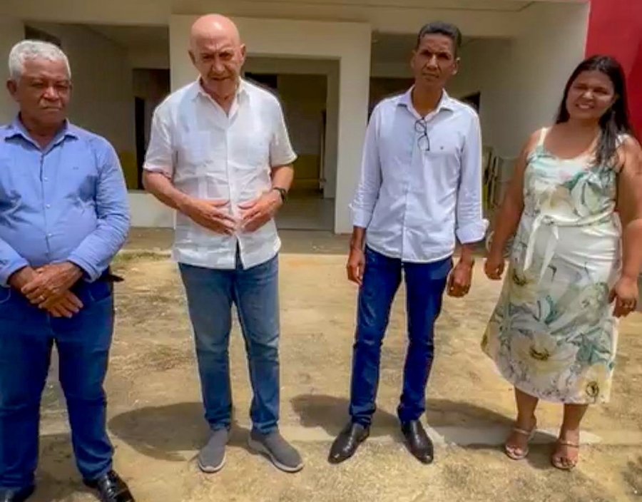 CONFÚCIO MOURA: Senador inicia retomada de obras paralisadas em Rondônia