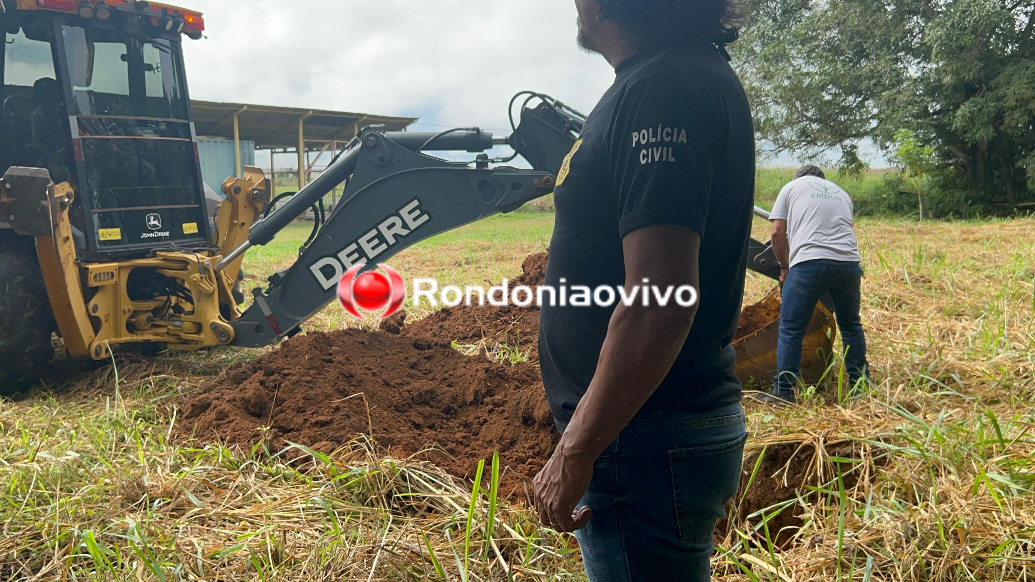 URGENTE: Homicídios tenta localizar corpo enterrado nos fundos do Morar Melhor