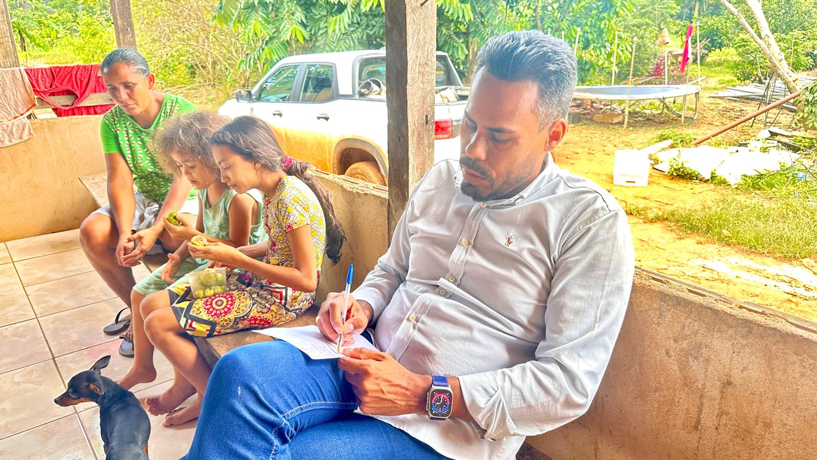 DR. SANTANA: Vereador solicita suspensão temporária de reintegração de posse na Vila São João 