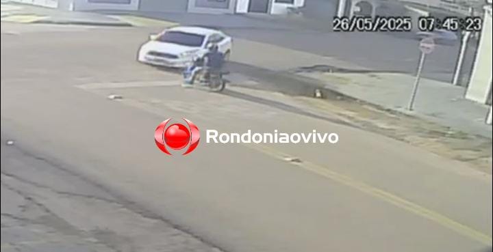 VÍDEO: Mulher em carro na contramão foge após passar por cima de moto
