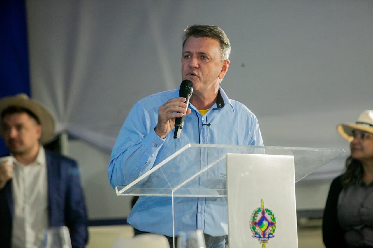 LUIZINHO GOEBEL: Deputado solicita melhorias na RO-391 entre Chupinguaia e a Rodovia do Boi