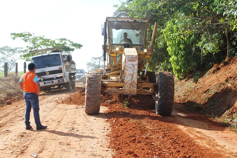 MALHA VIÁRIA: DER inicia recuperação das estradas e rodovias estaduais