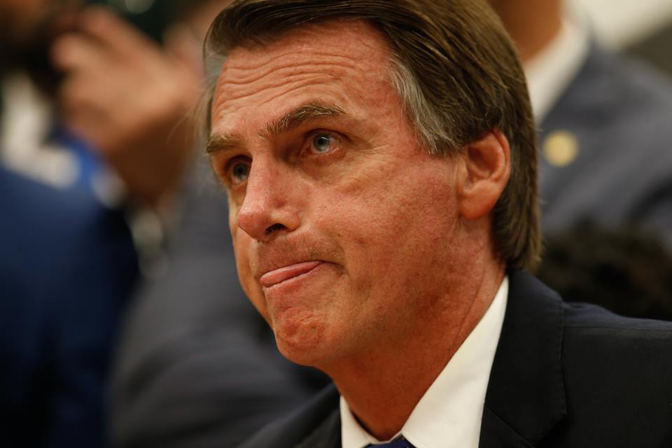 VISITA: Bolsonaro diz na China comunista: “Estou em um país capitalista”