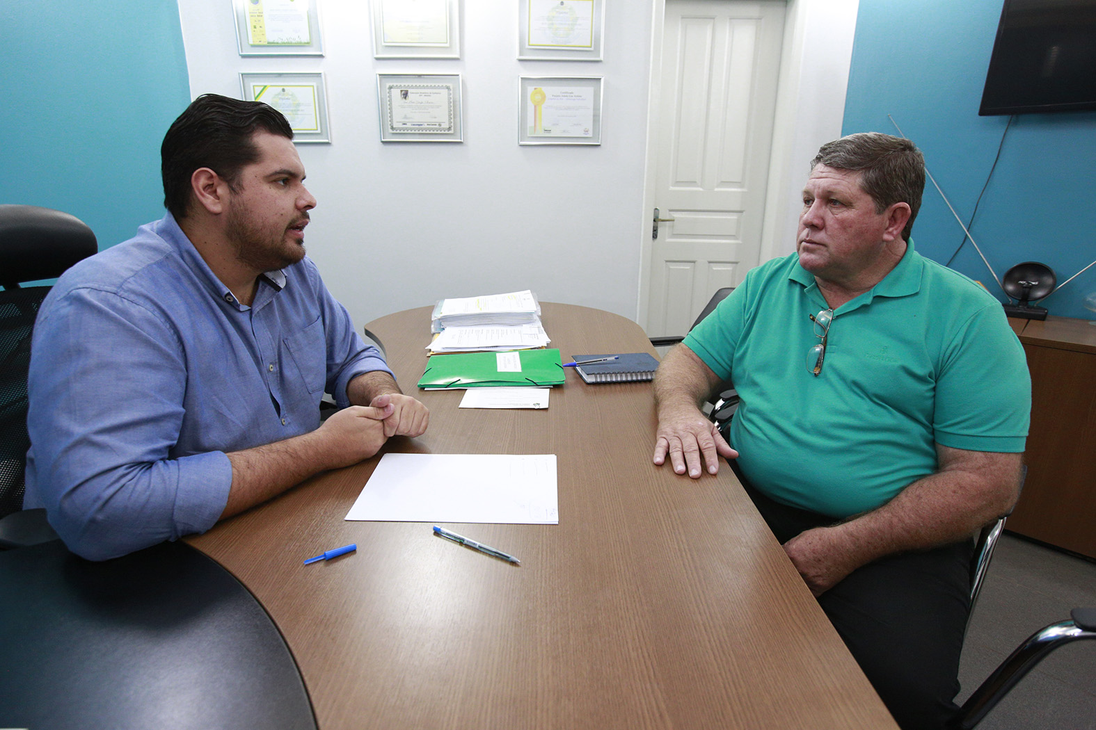 Jean Oliveira garante recursos para 6 km de asfalto a Alto Alegre dos Parecis