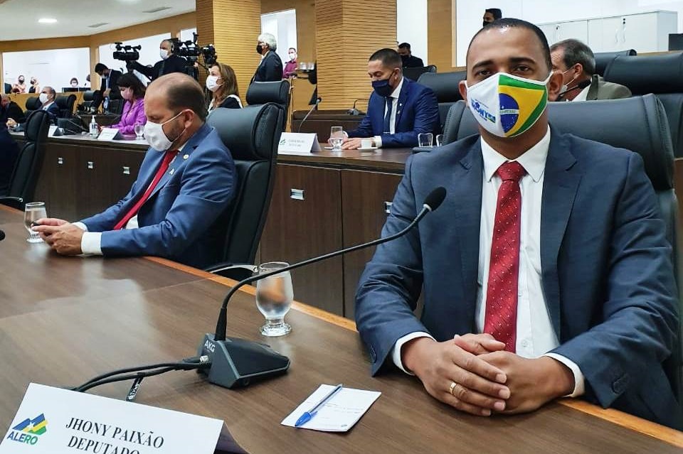 TRABALHO: Deputado Jhony ressalta compromisso com gestão ética e transparente