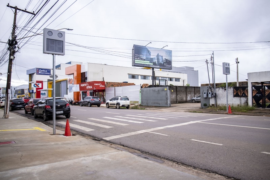 TRÂNSITO: Lombada eletrônica é ativada na avenida Calama