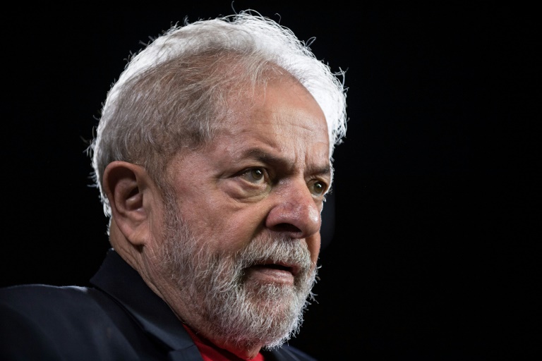 Termina prazo para Lula se apresentar à Polícia Federal em Curitiba