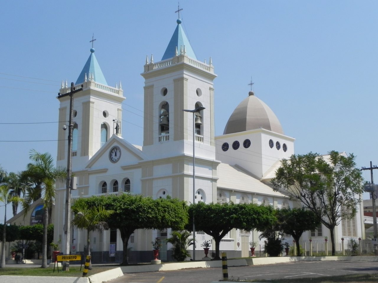 MISSAS: Igrejas católicas projetam retomar celebrações presencias só em setembro