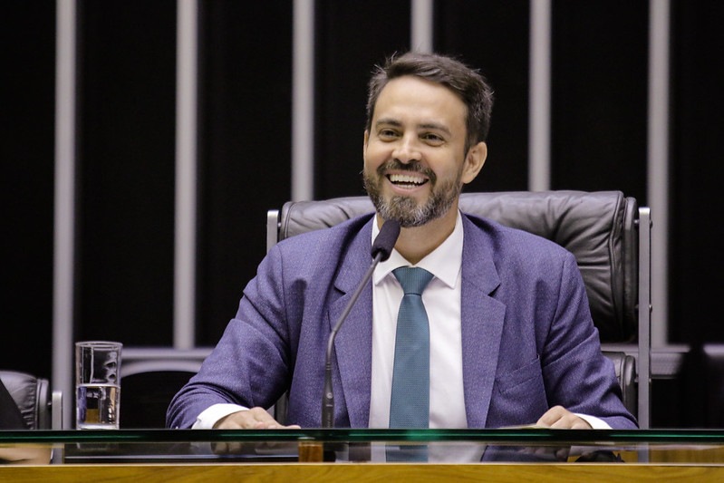 PARLAMENTAR: Deputado Federal Leo Moraes diz que defende o fim do foro privilegiado