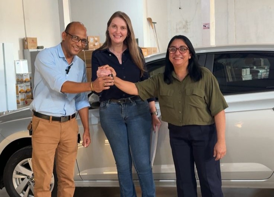 LEBRINHA: Deputada reforça saúde de Buritis com entrega de veículo à UBS local 