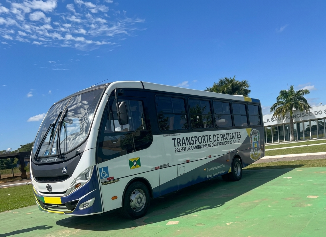 LEBRINHA: Deputada entrega micro-ônibus para a saúde de São Francisco