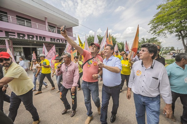 ENCERRAMENTO: Maurão de Carvalho faz caminhada e carreata durante campanha