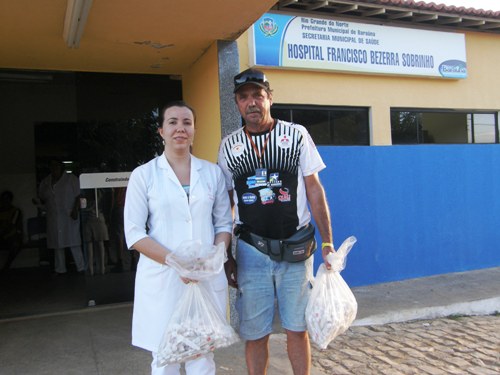 SERTÕES / RRT - Equipe rondoniense realiza ação social durante maior rally das Américas