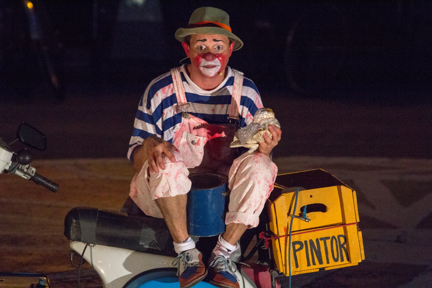 FESTIVAL PALHAÇAÍ: Apresentações para o público inicia nesta sexta na Praça Pequeno Vitor Emanuel