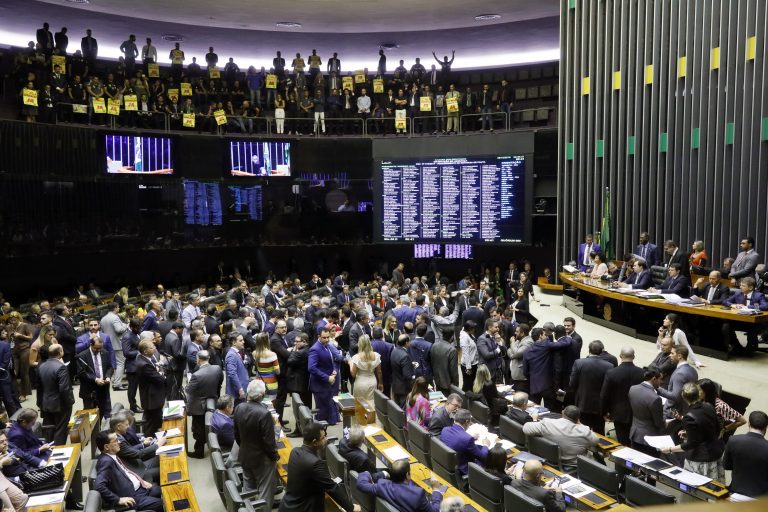 VOTAÇÃO: Nazif comemora aprovação em 1º turno da PEC que cria as polícias penais