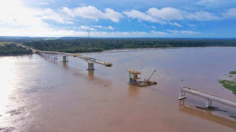 ABUNÃ: Obras sobre a ponte do rio Madeira estão em estágio avançado