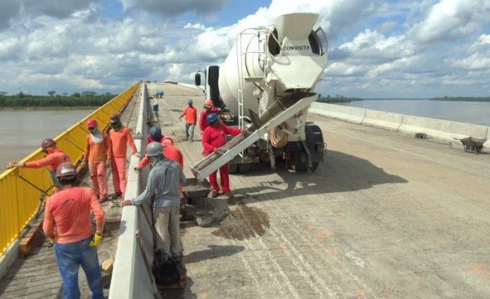 RIO MADEIRA: Ponte que liga Porto Velho ao Estado do Acre já oferece passagem a pé