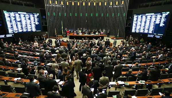 BENEFÍCIO: Câmara dos Deputados aprova MP 817 beneficiando servidores de RO