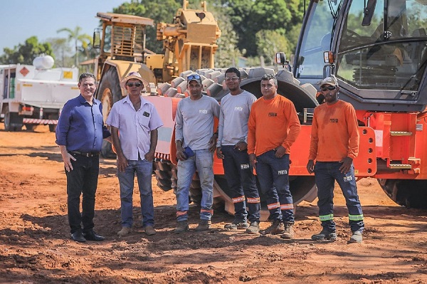 PAVIMENTAÇÃO: Presidente da Assembleia vistoria obras de conclusão do asfalto da BR 429