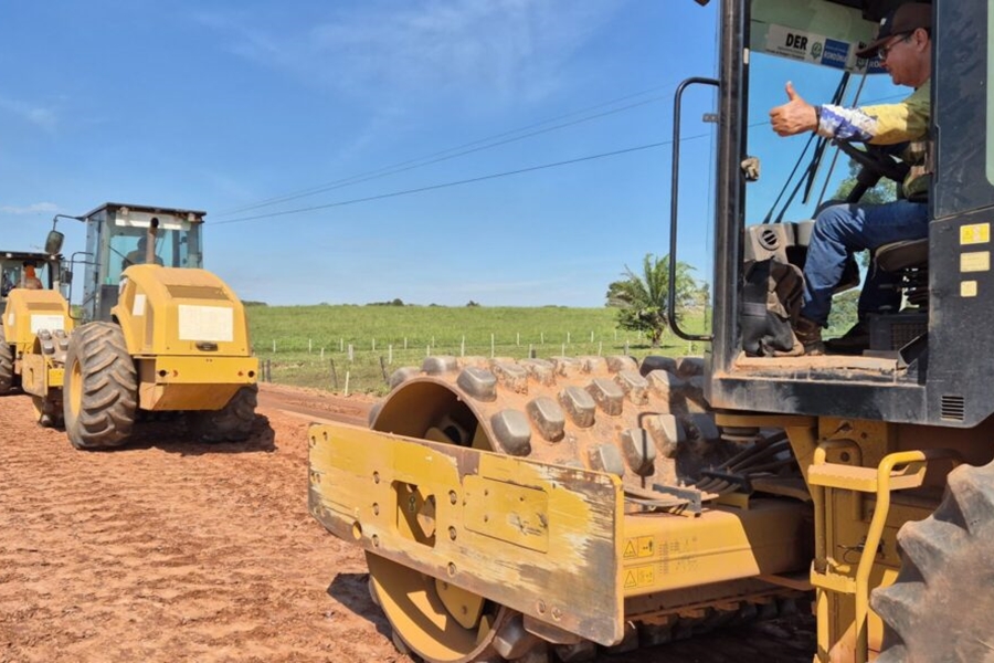 MANUTENÇÃO: Gov. RO retoma reabilitação asfáltica da Rodovia-492 entre Parecis e Rodovia-491