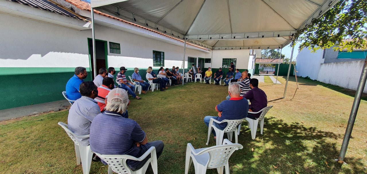 ENCONTRO: Agricultura Familiar forte é tema de reunião entre Seagri e produtores