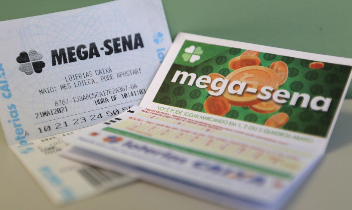 FEZINHA: Mega-sena acumula e pode pagar prêmio de R$ 65 milhões na quarta-feira