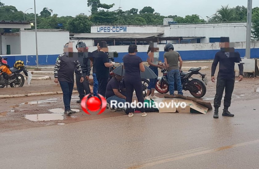 URGENTE: Duas pessoas ficam feridas em grave acidente na frente de presídio 