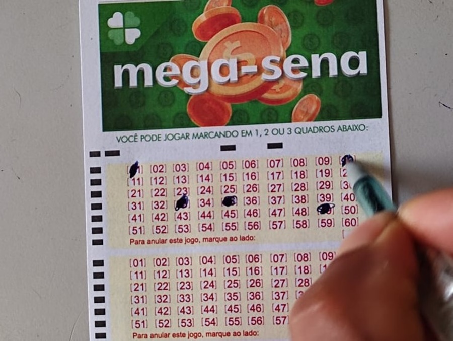 APOSTAS: Mega-Sena sorteia prêmio acumulado de R$ 55 milhões neste sábado (14)     