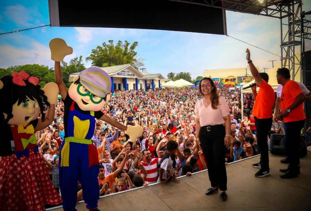 ROSANGELA DONADON: Deputada convida a população para grande festa do Dia das Mães