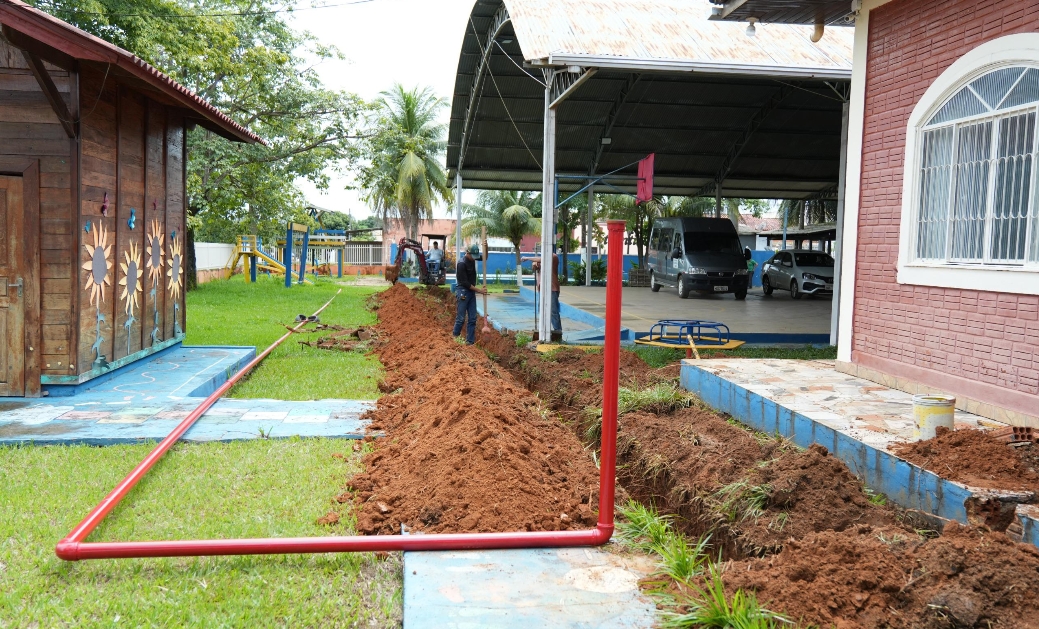 ALEX REDANO: APAE de Ariquemes executa projeto de segurança contra pânico e incêndio