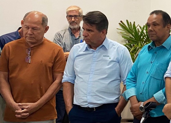 CHRISÓSTOMO: Deputado participa de reunião com agricultores e produtores rurais na Faperon