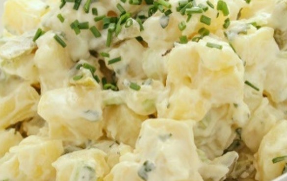 CREMOSA E SABOROSA: Elimine a maionese da sua salada de batata