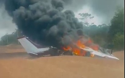 VEJA VÍDEO: FAB teria interceptado avião que caiu na BR-319 