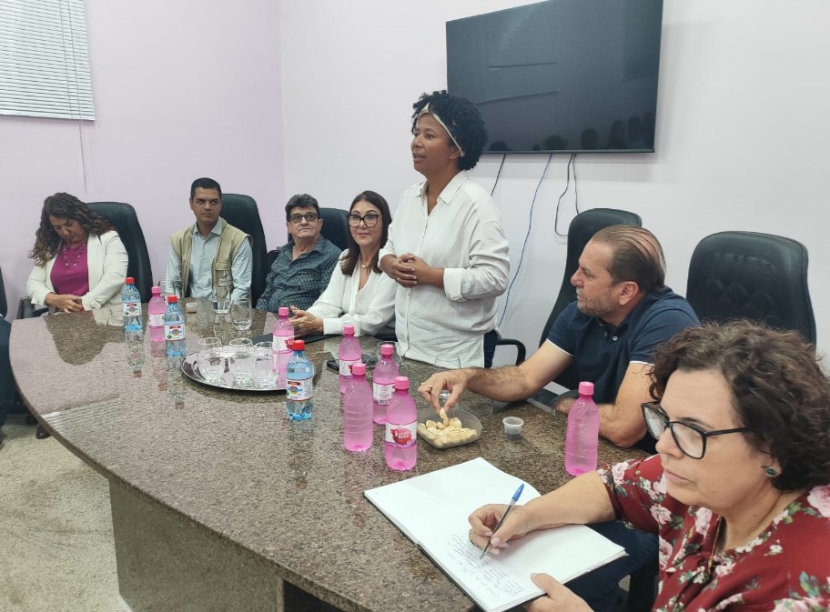 SILVIA CRISTINA: Deputada aplicará recursos no Centro de Diagnóstico do Câncer em Cacoal