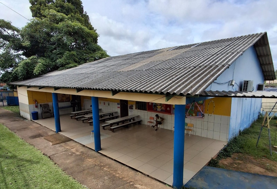 JÚNIOR QUEIROZ: Vereador destina R$ 110 mil para reforma da Escola Encanto do Ipê em PVH