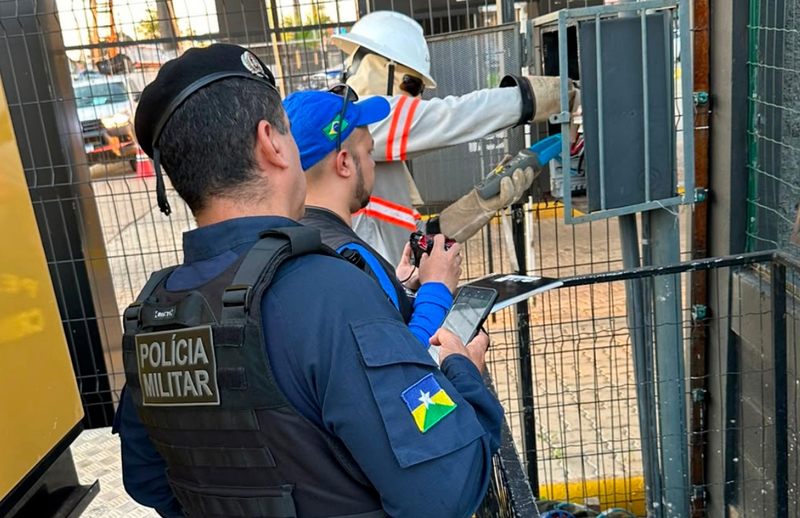 FISCALIZAÇÃO: Ações contra furto de energia identificam irregularidades em arena esportiva