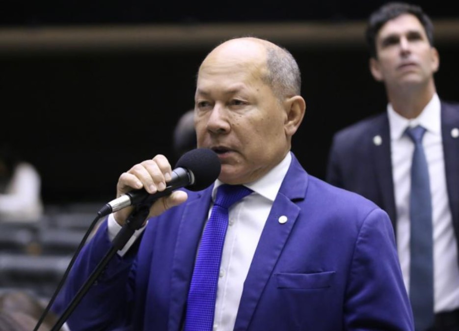 CHRISÓSTOMO: Deputado celebra aprovação de PL que aumenta tempo mínimo para progressão de pena