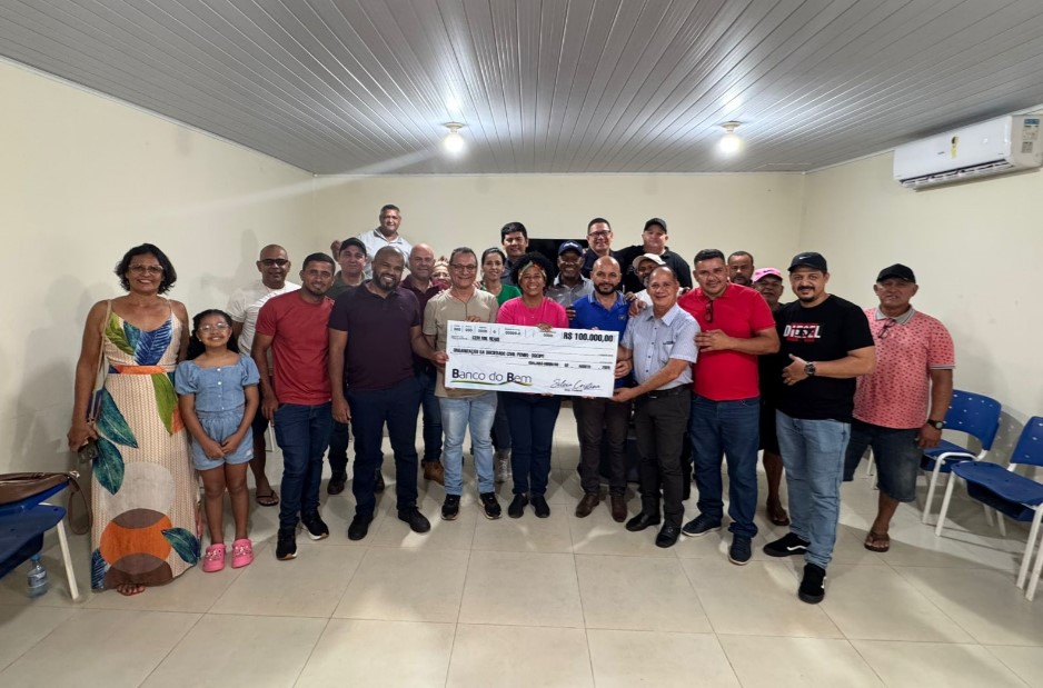 SILVIA CRISTINA: Deputada faz a entrega de R$ 100 mil para a Comunidade Terapêutica Cordatus