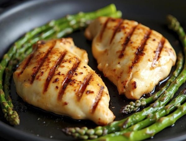 GRELHADOS: O ingrediente secreto para deixar seus peitos de frango mais macios e suculentos