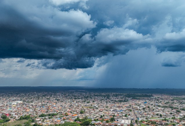 ALARMANTE: Chuva no último sábado foi equivalente a 42% do volume previsto para fevereiro