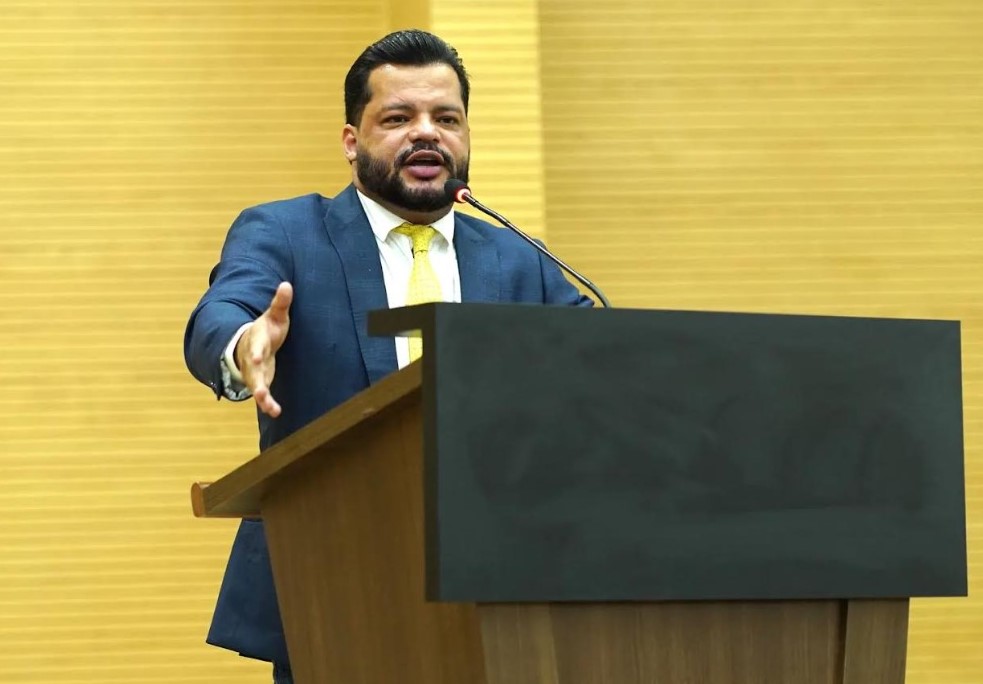 EDEVALDO NEVES: Governo inaugura nova ala humanizada na maternidade do Hospital de Base