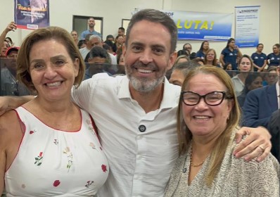 ELLIS REGINA: Vereadora comemora melhoria salarial dos servidores da educação e da saúde