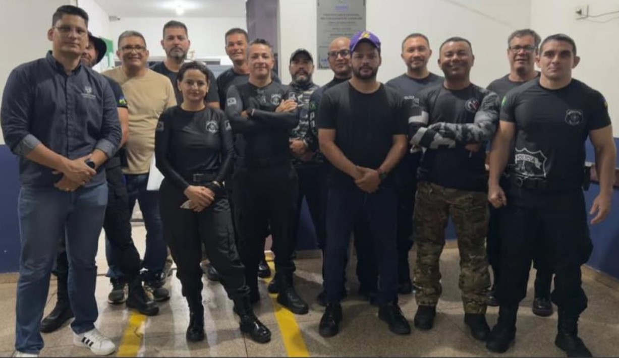 EDEVALDO NEVES: Deputado visita Presídio 470 e dialoga com PP's sobre demandas da categoria