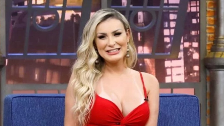 EMPREENDEDORA: Andressa Urach revela atual condição financeira após briga com Universal