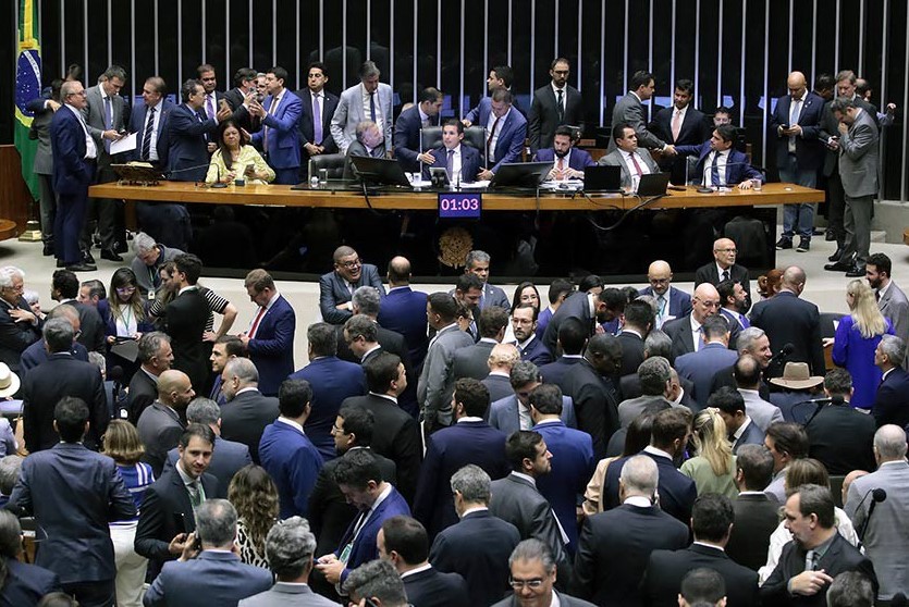 PROJETO DE LEI: Senado pode votar na quarta projeto que amplia número de deputados federais