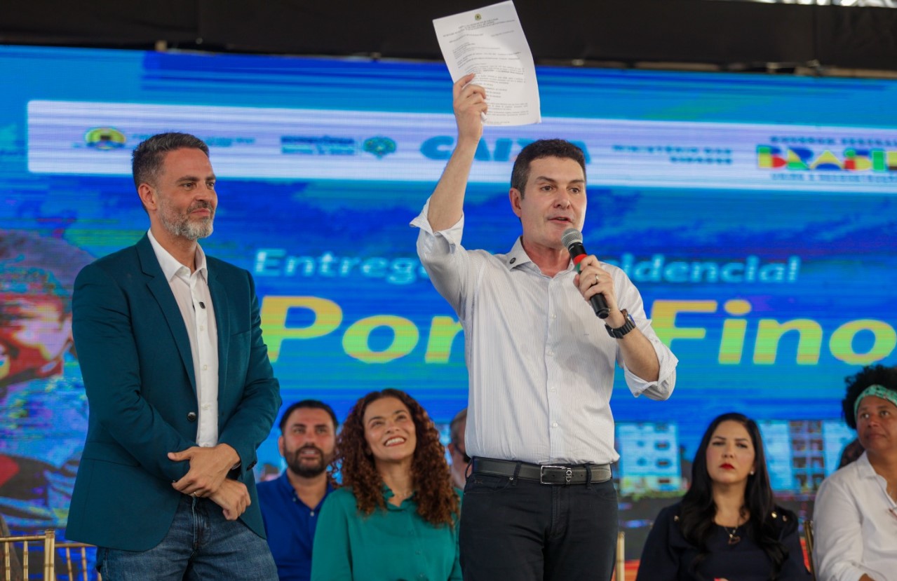 MOBILIDADE URBANA: Prefeito entrega ofício ao ministro das Cidades com propostas para o Novo PAC