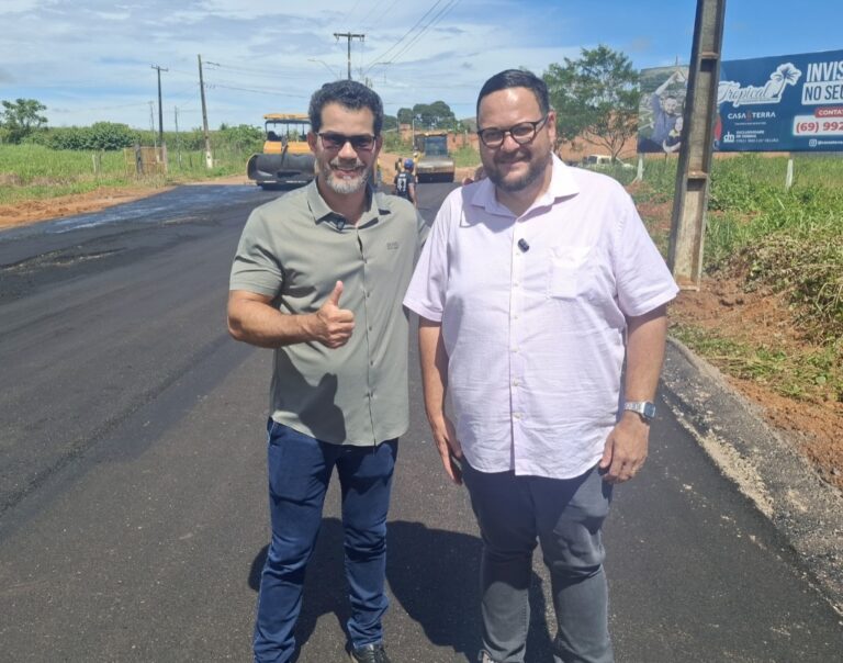 NILTON SOUZA: Asfalto novo na zona sul leva progresso e destaca vereador 
