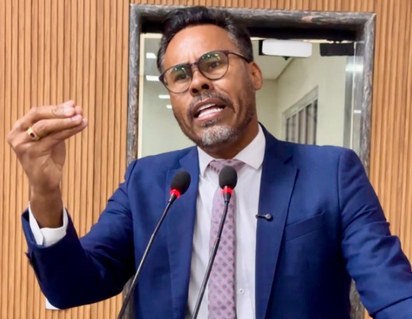 DR. SANTANA: PL cria o Plano Municipal de Enfrentamento a Alagamentos e Enchentes