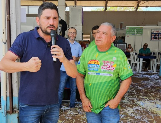 JEAN MENDONÇA: Sucesso da feira da liquidação e mega feirão da habitação é celebrado por deputado