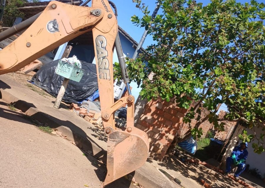 JÚNIOR QUEIROZ: Com apoio de Alan Queiroz, vereador tem pedido atendido na Vila DNIT